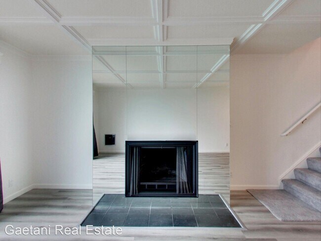 Building Photo - 2 br, 1.5 bath House - 155 Gardenside Driv...