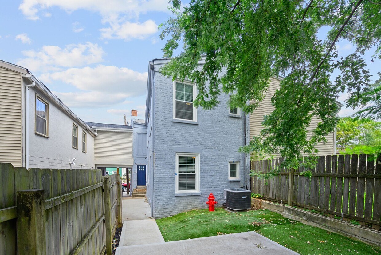 Primary Photo - Mainstrasse Rental!