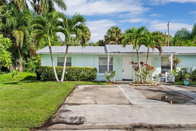 Foto del edificio - 797 SW 36th Terrace