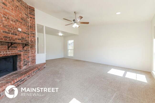 Foto del edificio - 713 Arbor Downs Dr