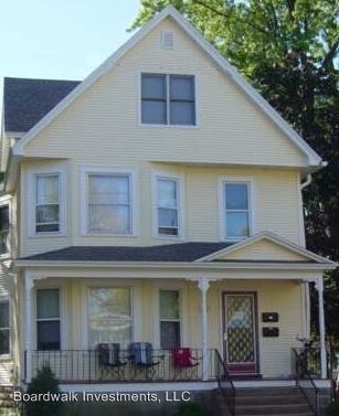 Primary Photo - 1201 Mound St