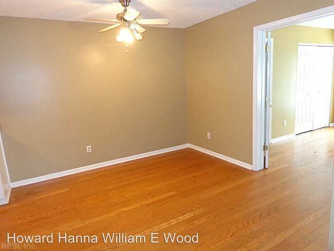 Foto del edificio - 1210 Damyien Arch