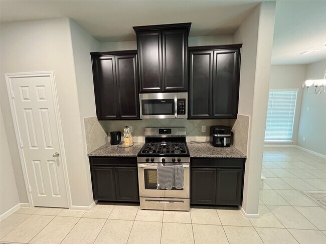 Foto del edificio - 13303 Ardery Meadow Dr
