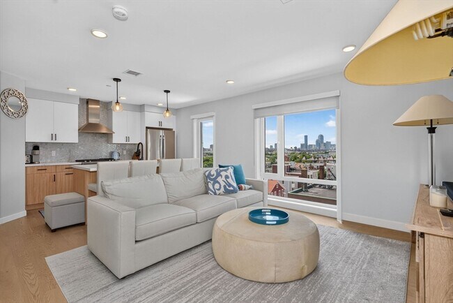 Foto del edificio - 457 W Broadway