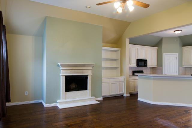 Foto del edificio - 1811 Waterwood Dr