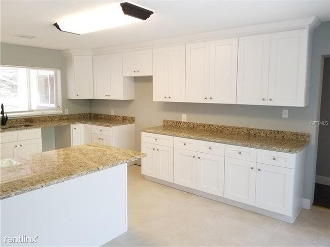 Building Photo - 7 br, 3 bath House - 6767 Clarcona Ocoee Rd