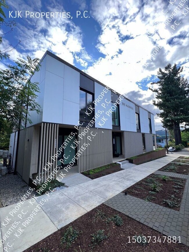 Building Photo - Solar Powered 1 Bedroom Apartment in Popul...