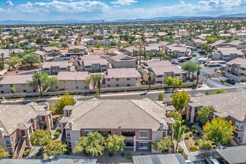 Foto principal - 7709 Himalayas Ave