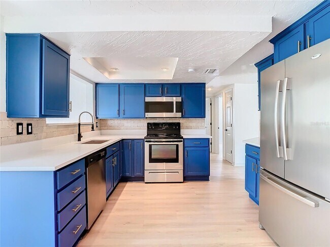 Foto del edificio - 12701 Cornell Ct