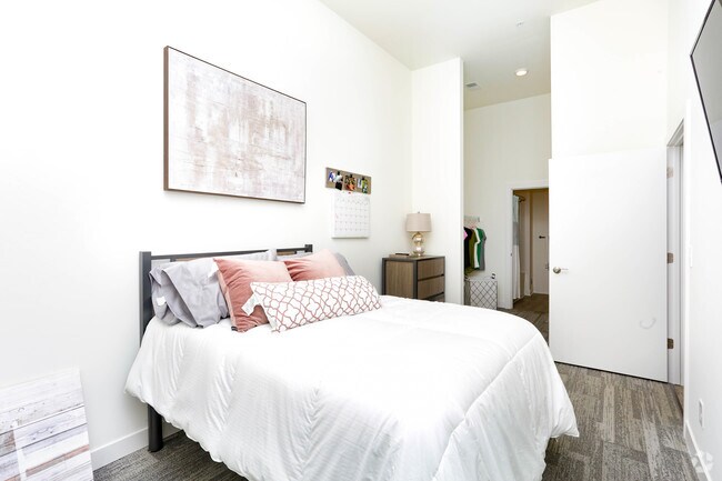 1HAB, 1BA - Deluxe - 573 ft² - NoCa Lofts
