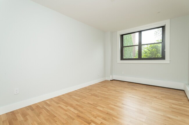 Foto del edificio - 1410 Columbia Rd