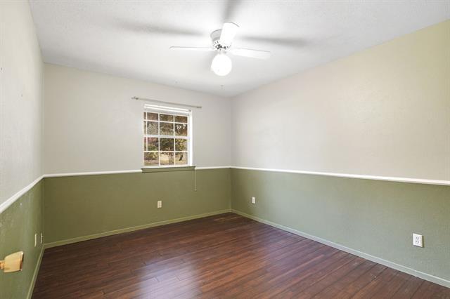 Foto del edificio - 2942 Forest Hills Ln