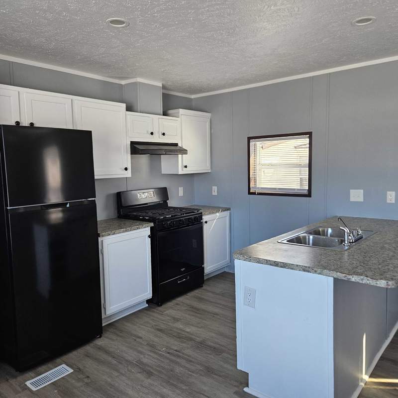 Primary Photo - 2737 W Washington Center Rd