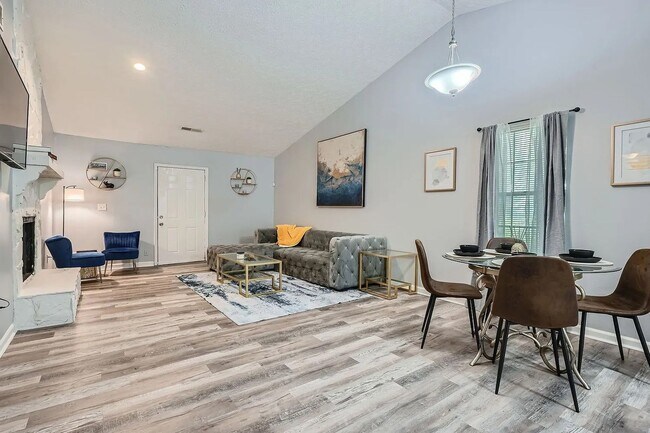 Foto del edificio - Modern 2 BD 2 BA Home in a Desirable South Atlanta Community