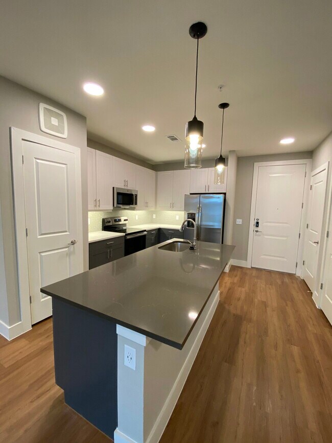 Foto del edificio - 1112 Giulianna Rd