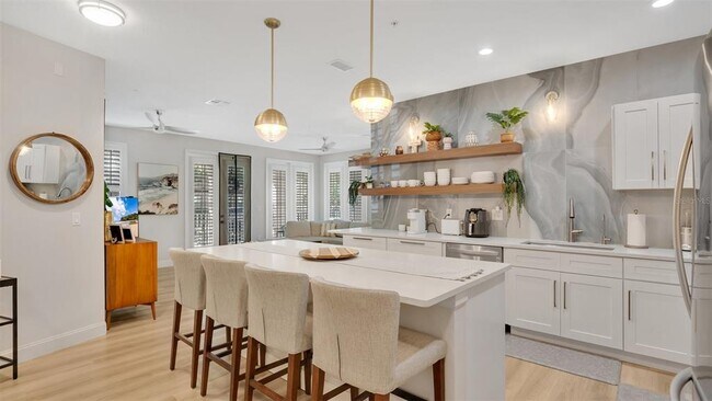 Foto del edificio - 1674 Lakemont Ave