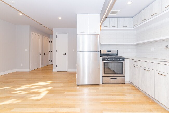 Foto del edificio - 202 Clifton Pl