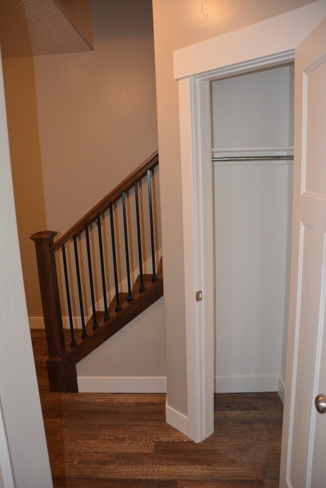 Building Photo - 62 S 980 E