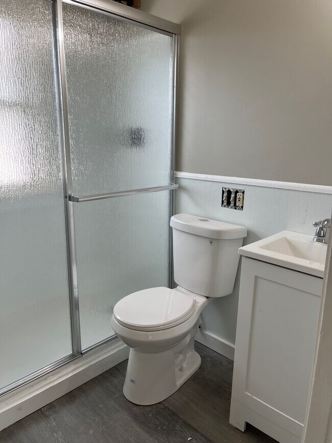 Foto del edificio - 4056 E 123rd St