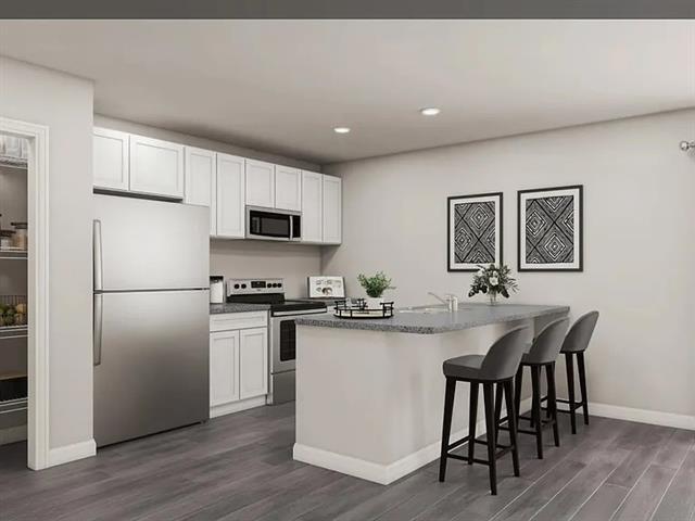 Foto del edificio - 3518 Silver Springs Ct