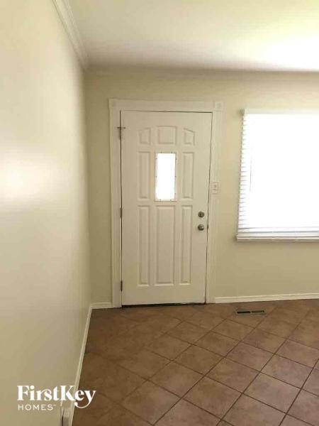 Foto del edificio - 1605 Seminole Ln
