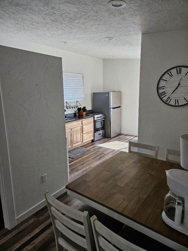 Building Photo - SAM 1718