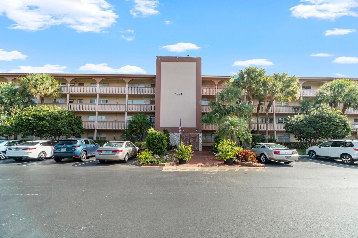 1804 Eleuthera Point Unit E1, Coconut Creek, FL 33066 Condo for Rent