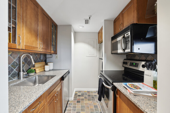 Foto del edificio - 1050 Piedmont Ave NE