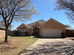 Building Photo - 4805 Belair Blvd