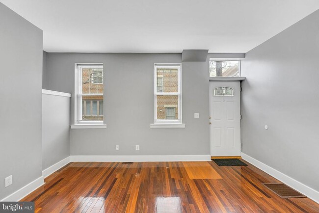 Foto del edificio - 1606 Webster St