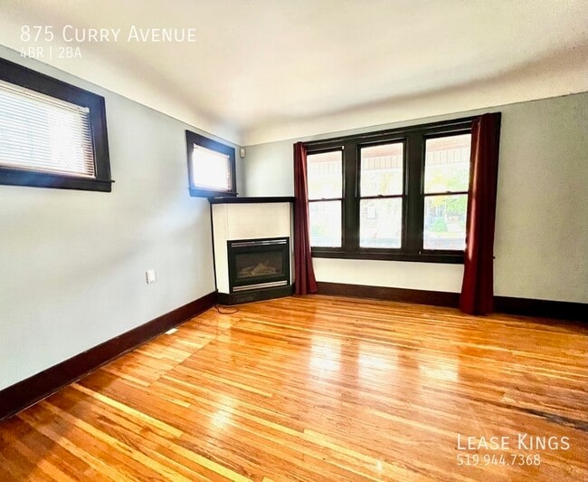 Building Photo - 2 Story Single Family Home Close to U of W...