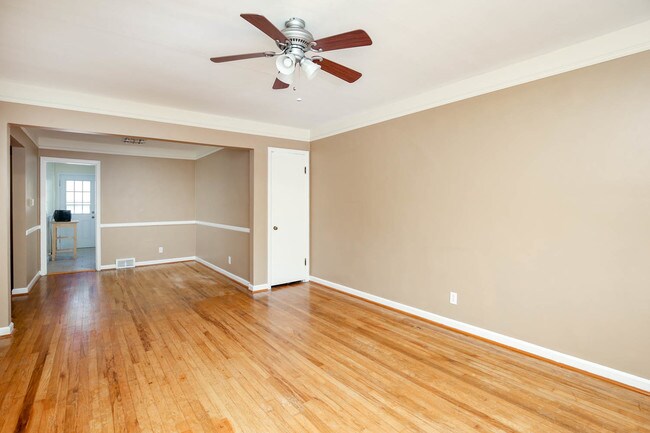 Foto del edificio - 1773 Harrodsburg Rd
