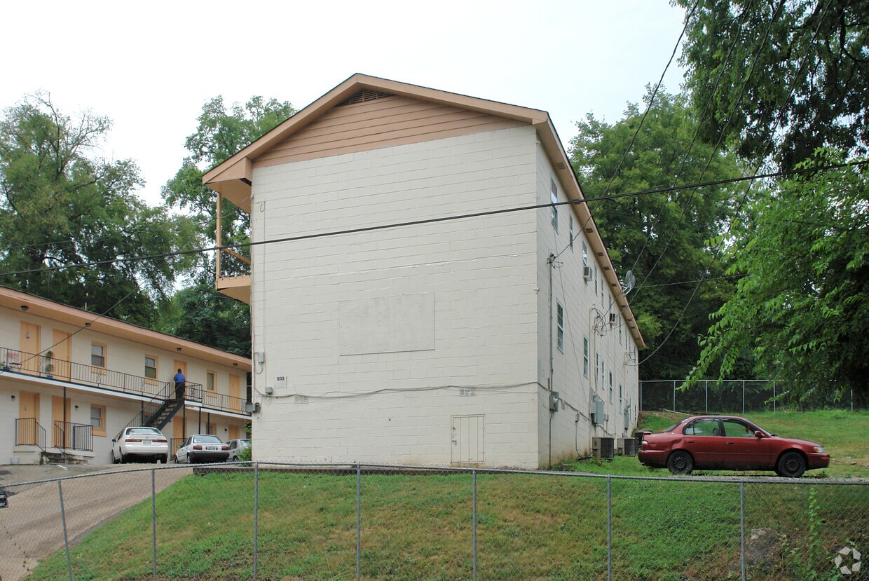 Foto del edificio - 1233 Lewis St