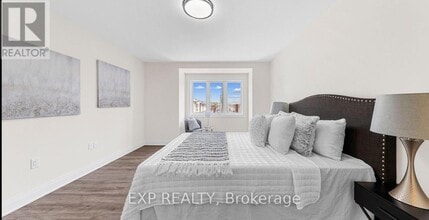 Building Photo - 3307 Thunderbird Prom