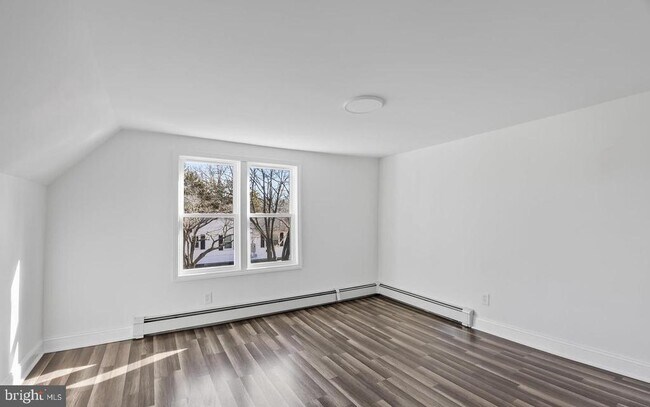 Foto del edificio - 267 Wheat Rd