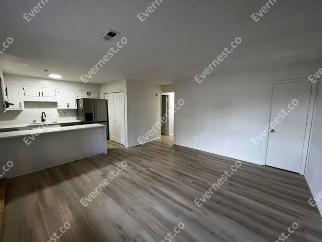 Foto del edificio - 3714 Penny St SW