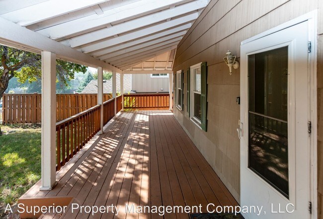 Building Photo - 3 br, 1.5 bath House - 1527 NW 10th St.