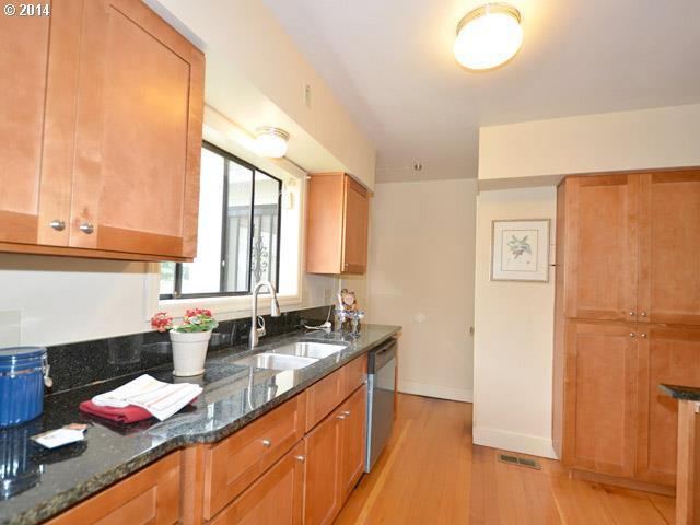 Building Photo - 5020 N Oberlin St