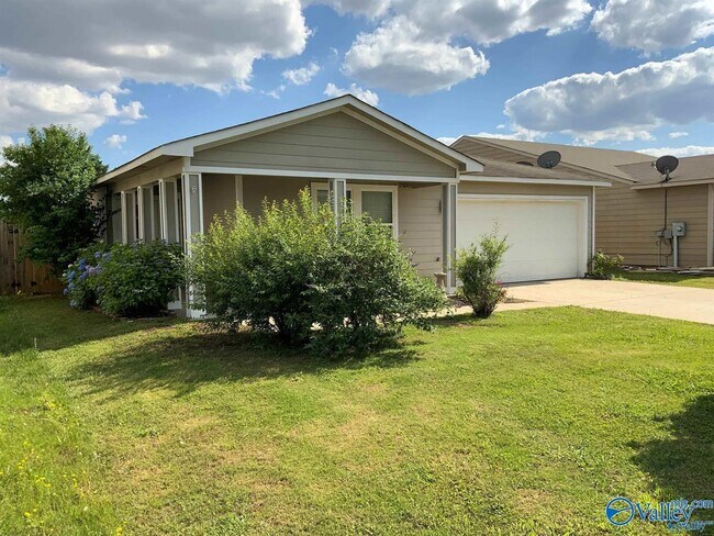 Building Photo - 15251 Tyler Mill Dr