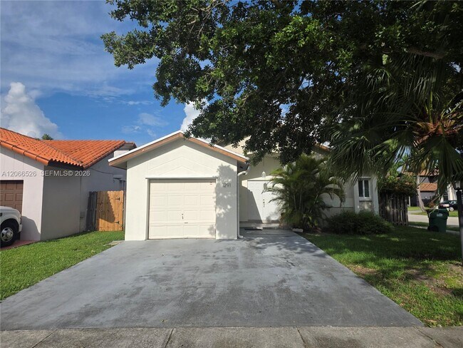Foto del edificio - 1291 SW 139th Pl
