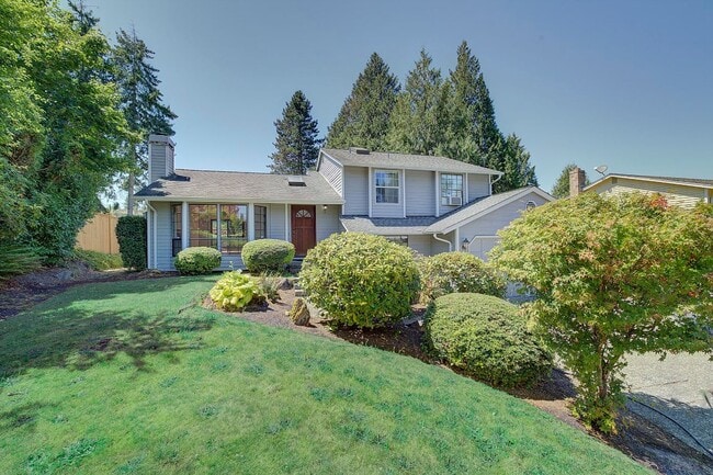 Building Photo - 4Bd/2.25Ba Redmond House