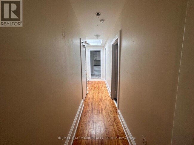 Photo du bâtiment - 94 Fairmont Ave