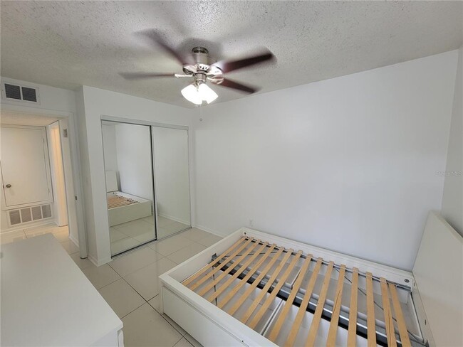 Foto del edificio - 2601 SW Archer Rd