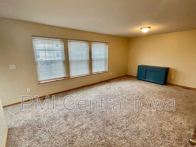 Foto del edificio - 1262 SE Village View Ln