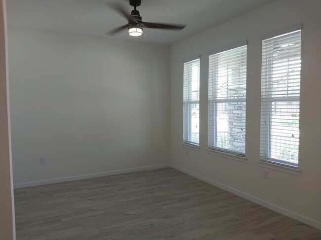 Building Photo - 11834 Brookside Dr