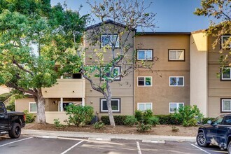 Building Photo - 5054 Los Morros Way