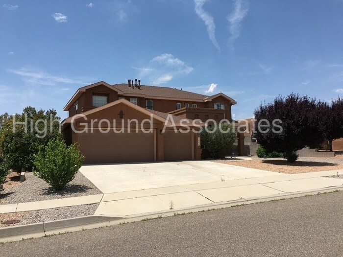 Large Two Story Home in Enchanted Hills House Rental in Rio Rancho