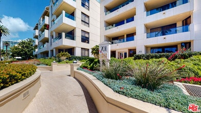 Building Photo - 701 Ocean Ave
