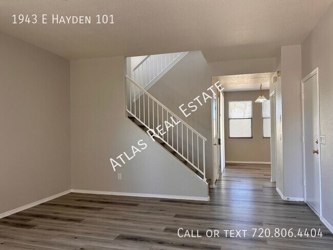Building Photo - AVAILABLE!! 2 Bedroom 2 1/2 Bathroom Condo...