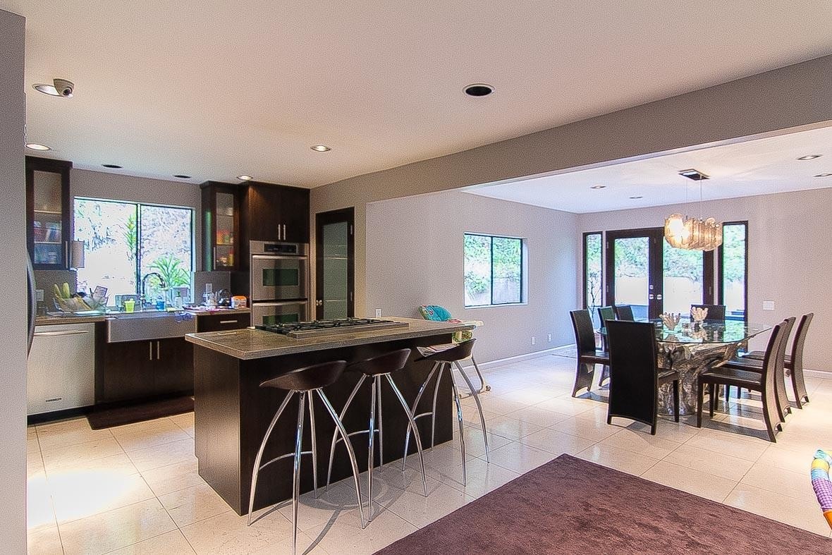 2425 Coldwater Canyon Dr, Beverly Hills, CA 90210 House Rental in